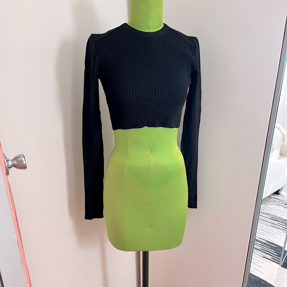 Zara knit l/s crop top size M